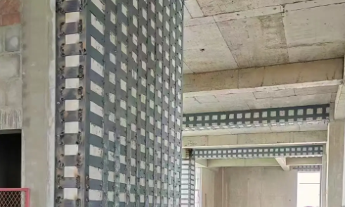 加固公司如何加固屋面裂缝问题？